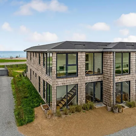Amazing In With House Sea View