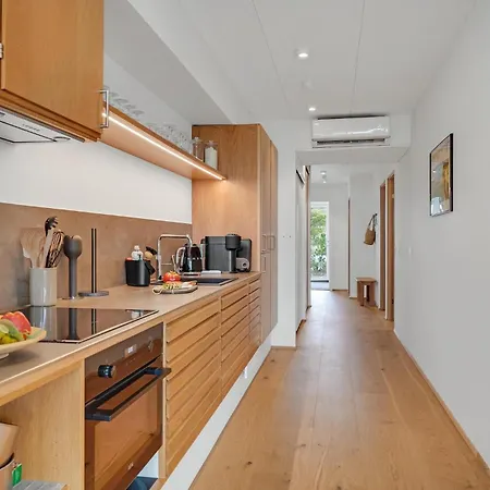 Amazing In With House Sea View *