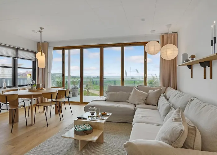 Apartment Stunning In *